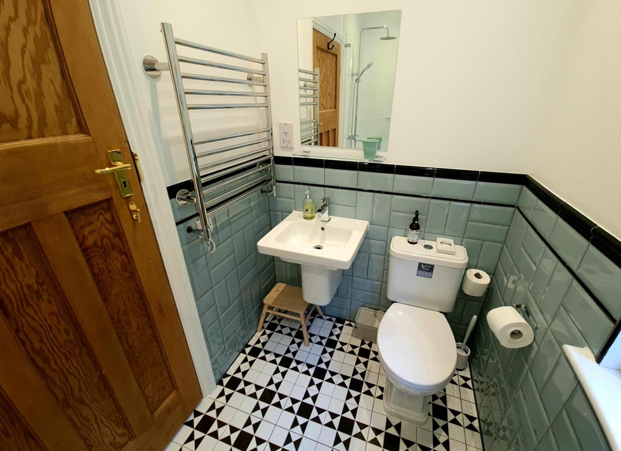 Newberry Wood Guesthouse Ильфракомб Экстерьер фото